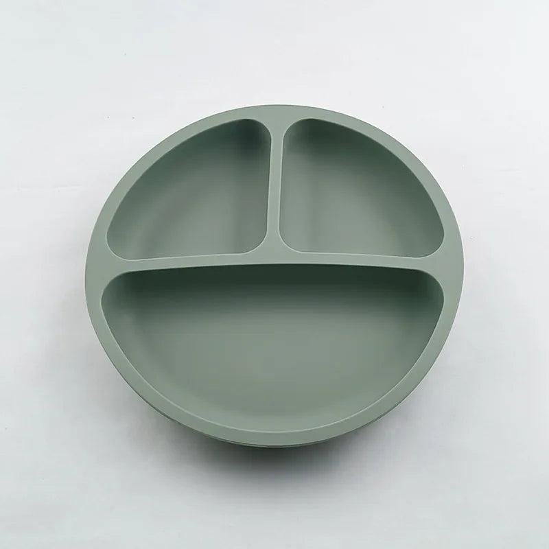 Smile-Face Suction Baby Plate – Non-Slip Silicone Toddler Bowl (BPA-Free) Mealtime just got mess-proof!