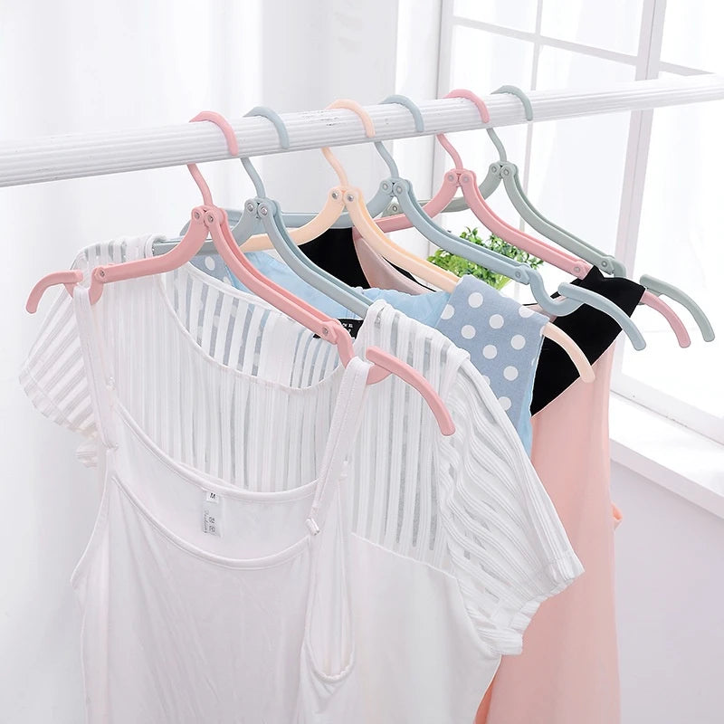Foldable Travel Hangers (5/10-Pack) – Space-Saving Clothes Organiser for Hotels & Home